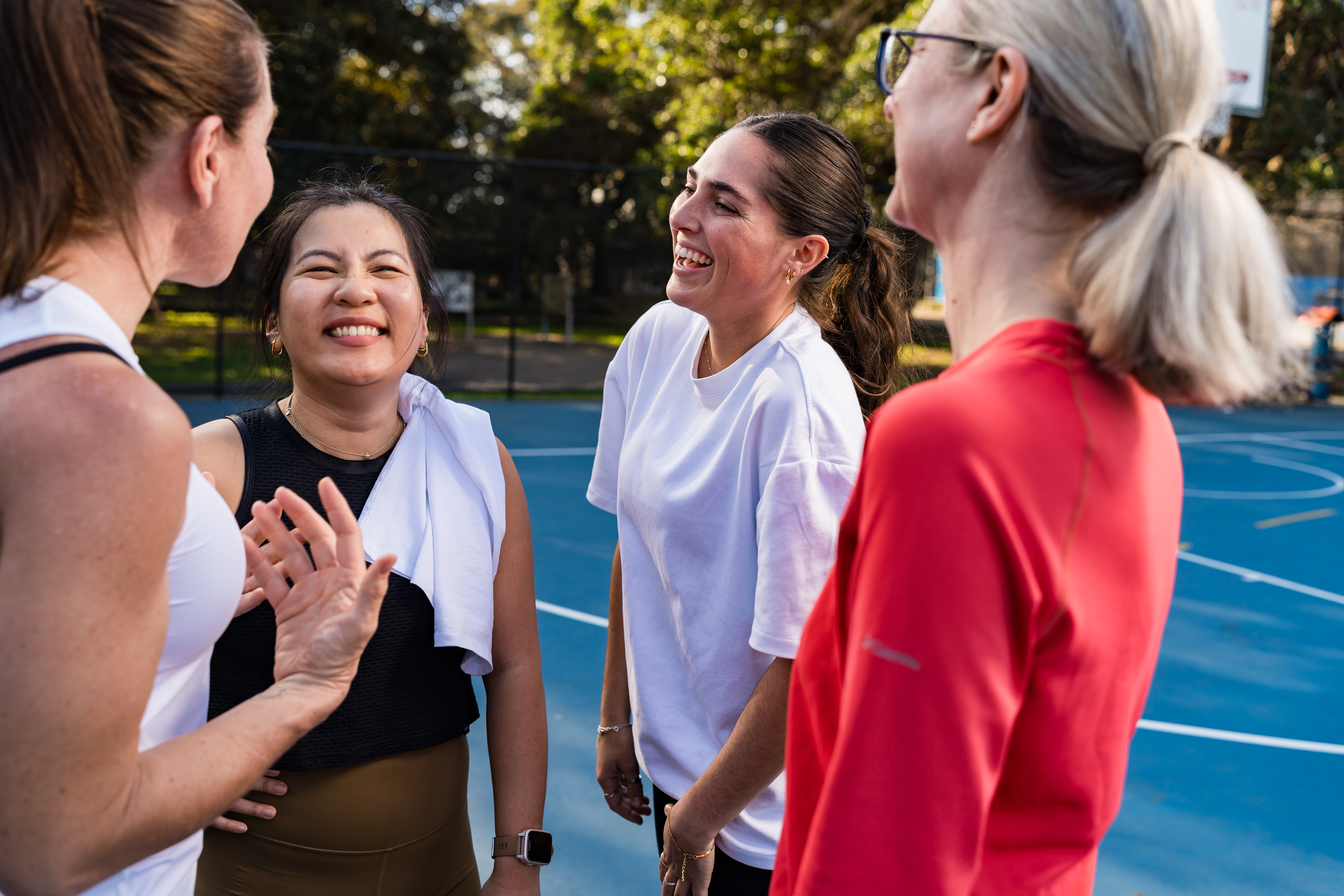 friends laughing friends laughing