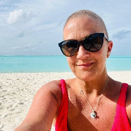 Lizel’s paddling for research